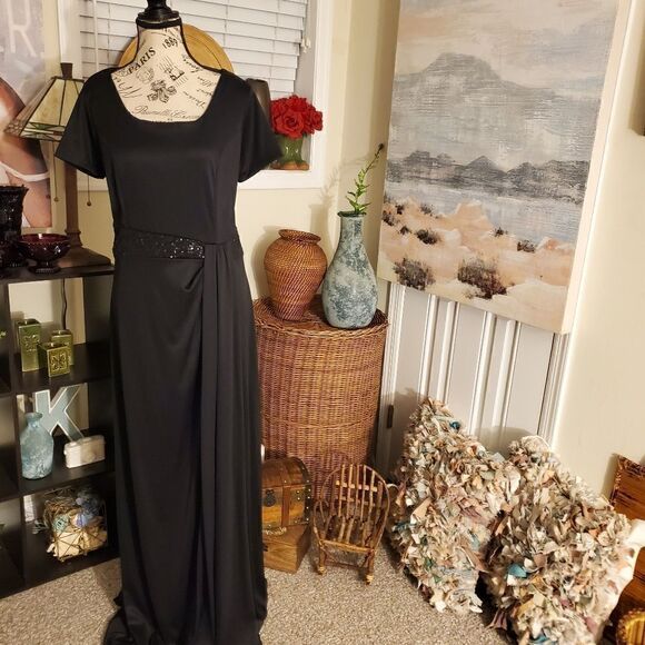 Vtg Southeastern Performance Apparel Formal Wrinkle Resistant Formal Dress. - Picture 10 of 15
